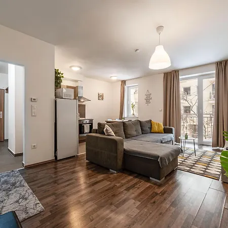Comfy Flat In The Centre With Free Parking *