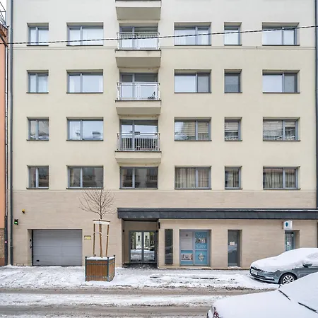 Апартаменты Comfy Flat In The Centre With Free Parking Будапешт