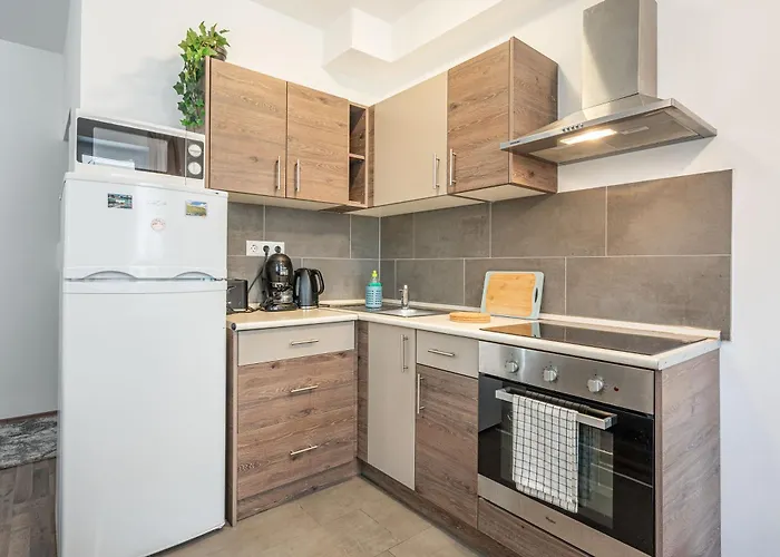 شقة Comfy Flat In The Centre With Free Parking *
