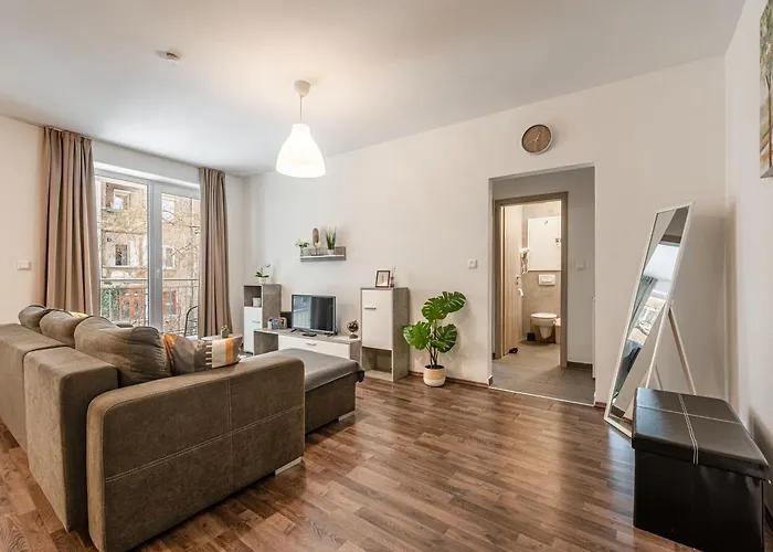 Comfy Flat In The Centre With Free Parking